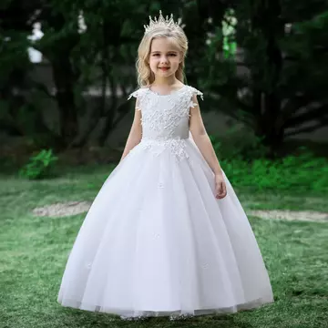 Fehér hercegnős hímzett virágos gyöngyökkel diszített  tüllszoknyás  kislány alkalmi ruha elsőáldozó ruha