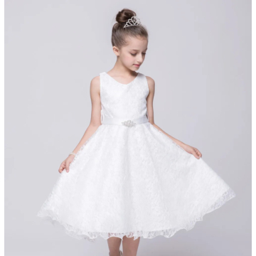 Fehér csupa csipke masnis kislány alkalmi ruha elsőáldozási ruha