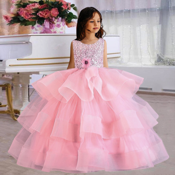 Rózsaszín horgolt csipkés kövecskékkel díszített fodros kislány alkalmi ruha koszorúslány ruha esküvőre