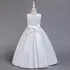 Kép 2/4 - Fehér gyöngyökkel hímzett masnis szatén elsőáldozó kislány alkalmi ruha