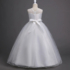 Kép 2/2 - Fehér virágos kövecskés masnis tüll szoknyás kislány alkalmi ruha elsőáldozó ruha